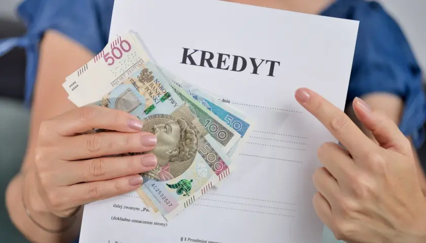 Do jakiej kwoty można wziąć kredyt gotówkowy z banku i od czego to zależy?