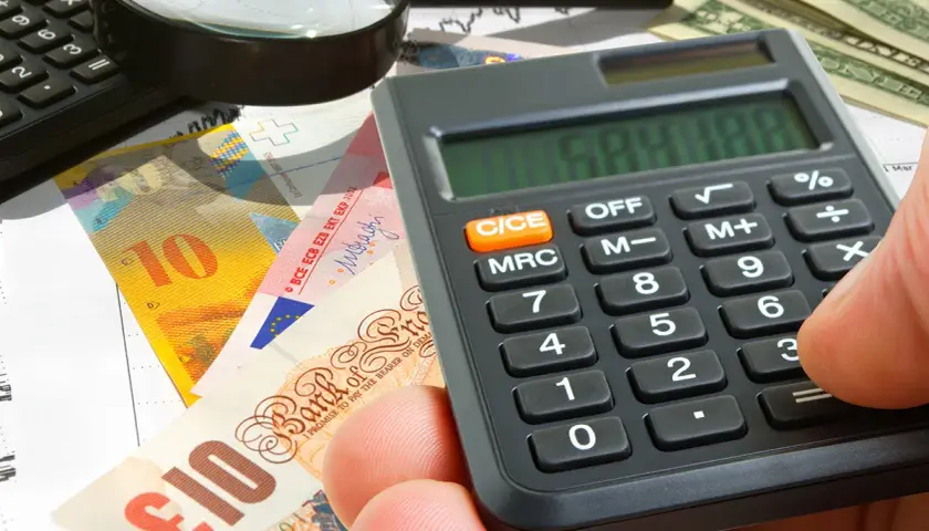 Na czym polega kredyt we frankach i jakie niesie ryzyko?