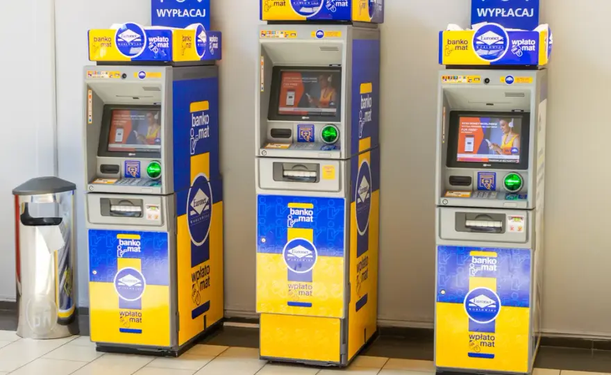 Jak długo trwa wpłata w Euronet do mBank? Sprawdź czas realizacji