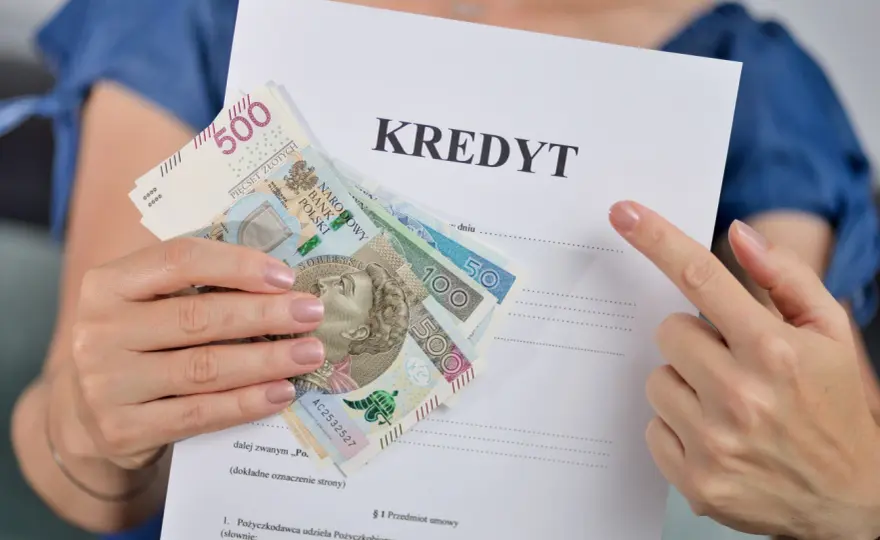 Do jakiej kwoty można wziąć kredyt gotówkowy z banku i od czego to zależy?